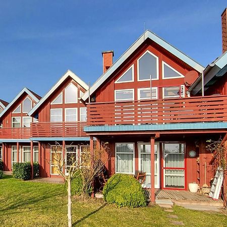 2 Bedroom Amazing Home In Plau Am See Exteriör bild