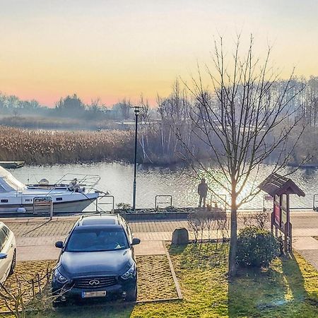 2 Bedroom Amazing Home In Plau Am See Exteriör bild