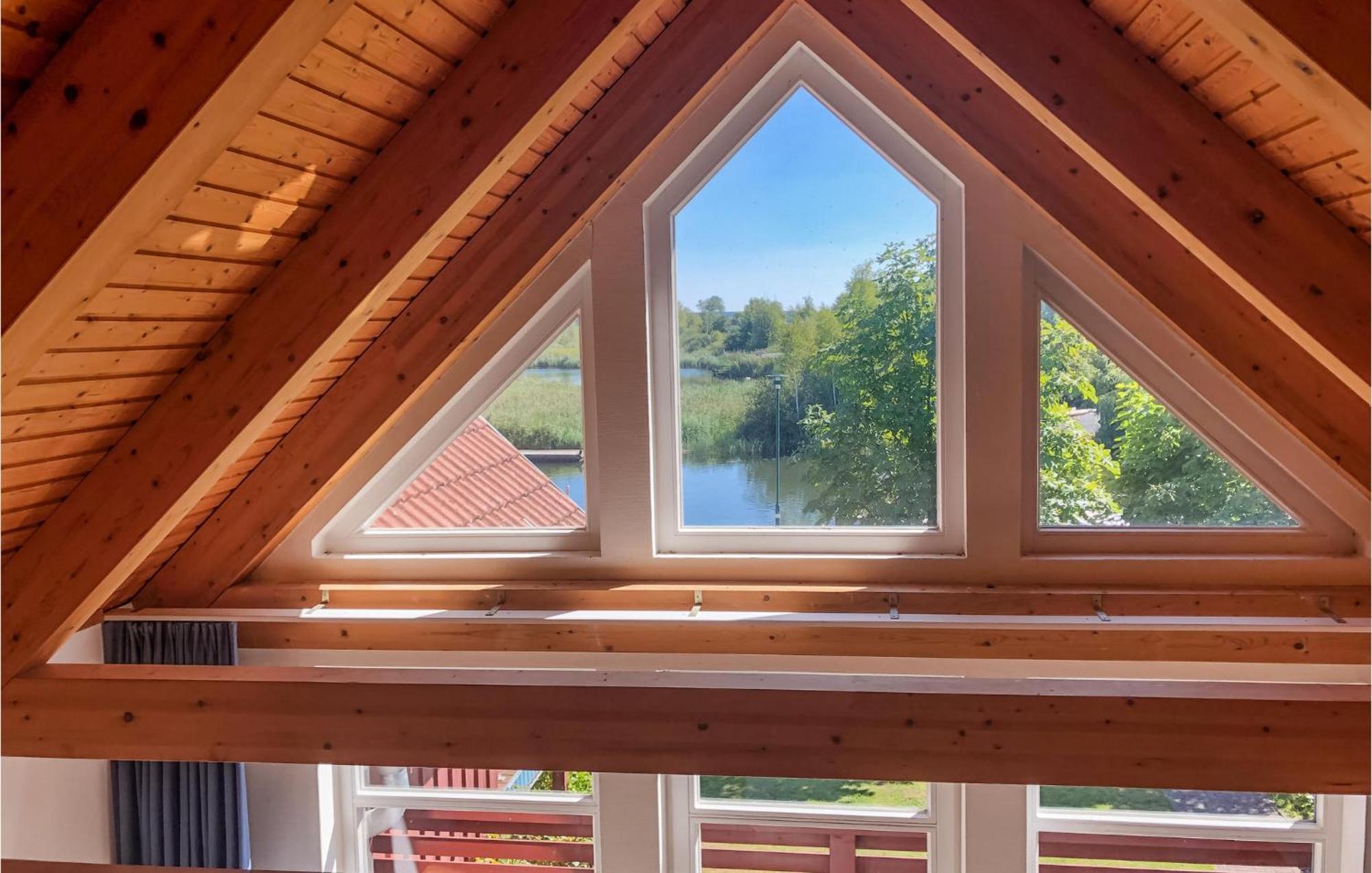 2 Bedroom Amazing Home In Plau Am See Exteriör bild